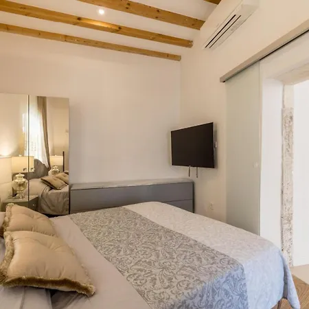 Apartment Luxury Gothic Old Town *