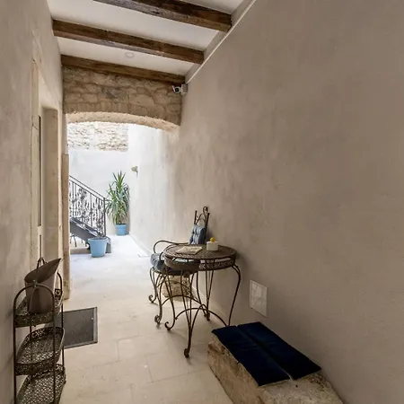 Apartment Luxury Gothic Old Town *