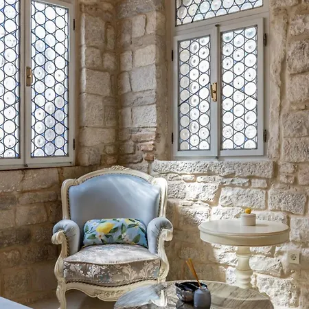Apartment Luxury Gothic Old Town Trogir