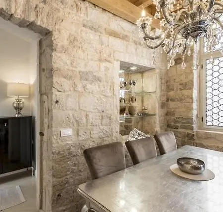 Apartment Luxury Gothic Old Town Trogir
