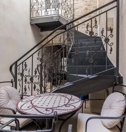 Luxury Gothic Old Town Apartment